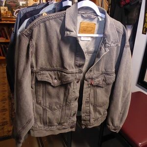Levi’s premium grey trucker coat size xs extra small